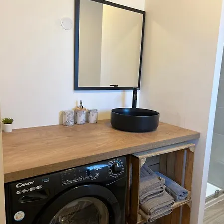 Hebergements Independants Proches Aeroport De Nantes Atlantique Et Centre De Nantes Appartement *