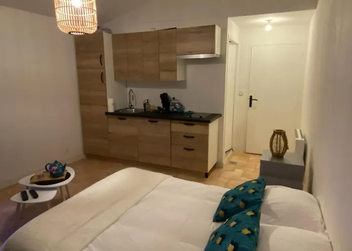 Appartamento Hébergements Indépendants Proches Aéroport De Nantes Atlantique Et Centre De Nantes *